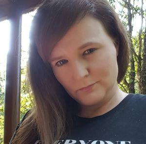 Meet your Posher, Renee